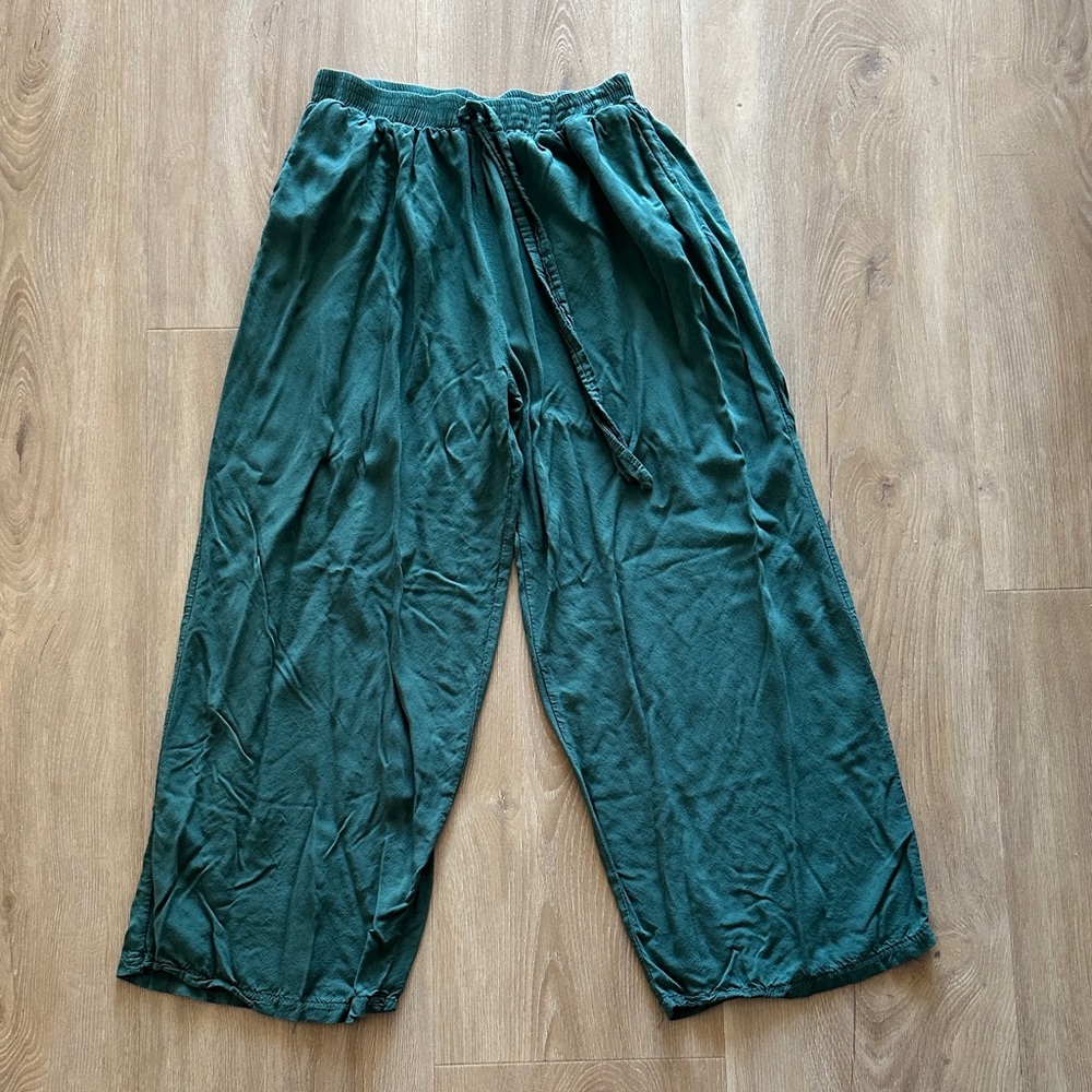 Dark Green Wide-Leg Pants
